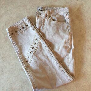 COCO Y Club Beige Capris